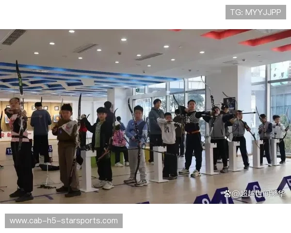 射箭学院加强青少年器材保养与使用规范宣传,青少年射击专业培训